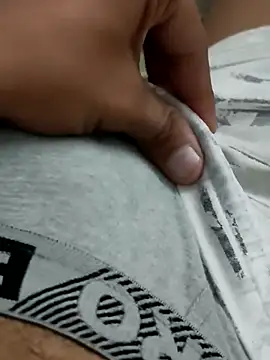 felix dion online show from 10-24-25, 07:57