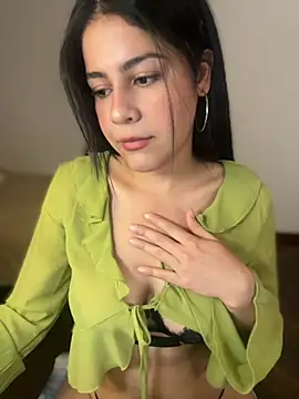Snapshot of CuteKira7 chatting on 05-06-26, 02:59 CuteKira7 online show from 05-06-26, 02:59