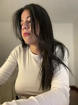 Snapshot of CuteKira7 chatting on 02-19-26, 03:14 CuteKira7 online show from 02-19-26, 03:14