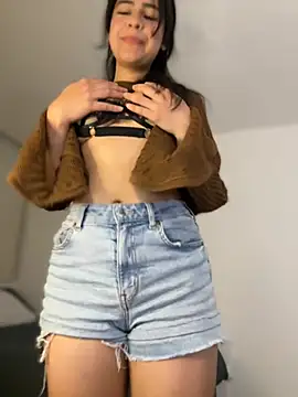 Snapshot of CuteKira7 chatting on 05-24-26, 03:17 CuteKira7 online show from 05-24-26, 03:17