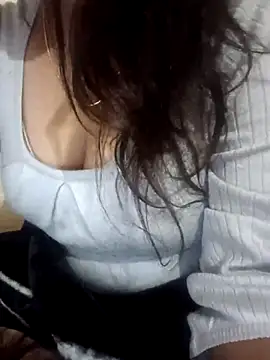 Lusty Wife1 online show from 12-21-25, 10:17