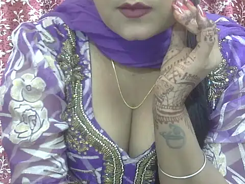 Lusty Wife1 online show from 11-27-25, 04:18