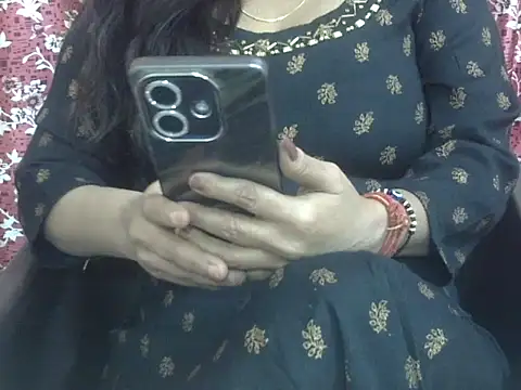 Lusty Wife1 online show from 01-12-26, 07:42