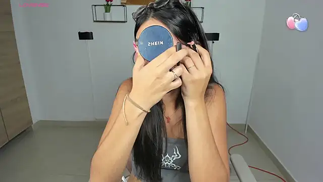 emily villamil online show from 04-08-26, 09:49