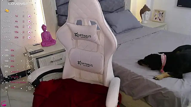 Snapshot of kathe03 chatting on 02-11-26, 05:46 kathe03 online show from 02-11-26, 05:46