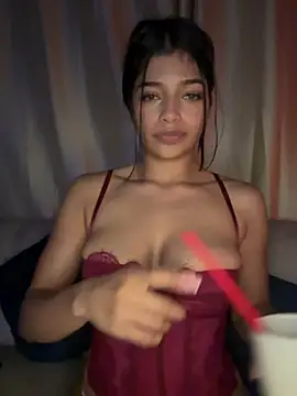 Snapshot of AgathaGeorgiou chatting on 02-09-26, 11:47 AgathaGeorgiou online show from 02-09-26, 11:47