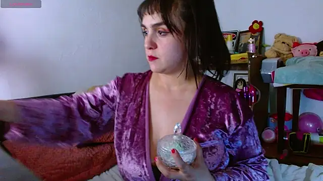 collette beaufoy  online show from 07-16-26, 05:26