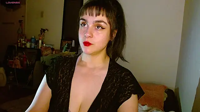 Snapshot of collette_beaufoy_ chatting on 10-11-25, 06:25 collette beaufoy online show from 10-11-25, 06:25