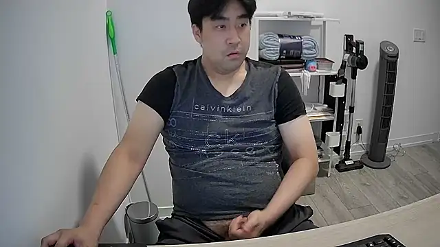 Koreanboy171 online show from 06-28-26, 05:25