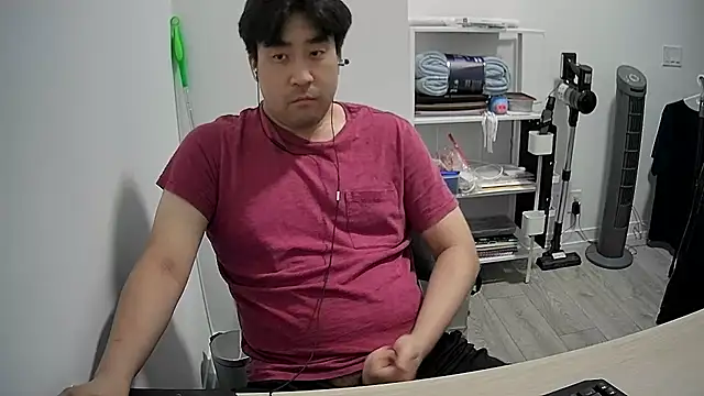 Koreanboy171 online show from 06-27-26, 04:29