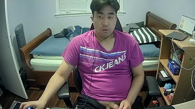 Koreanboy171 online show from 02-26-26, 04:45