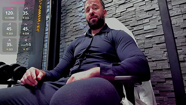 Snapshot of David_Big_Daddy chatting on 04-19-26, 02:18 David Big Daddy online show from 04-19-26, 02:18
