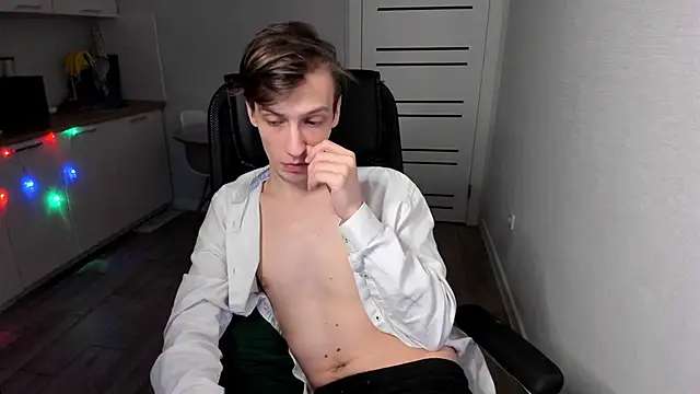 Rick Reed online show from 11-25-25, 03:51