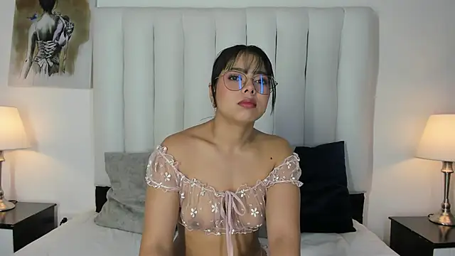 Violet queen20 online show from 09-24-25, 06:47