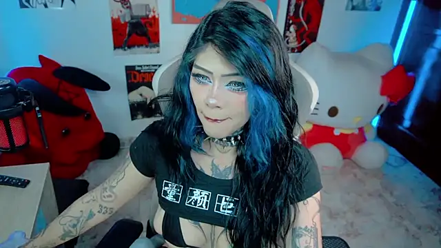 Deadly Doll online show from 04-26-26, 07:33