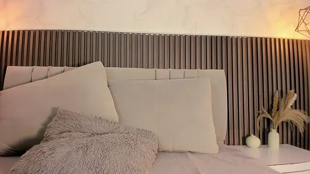 SHANONCLARK online show from 11-14-25, 07:06