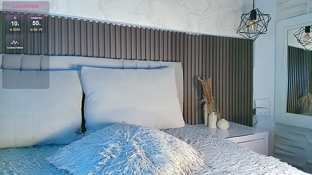 SHANONCLARK online show from 03-27-26, 07:04