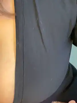 Snapshot of Lady__Pink chatting on 03-04-26, 09:11 Lady Pink online show from 03-04-26, 09:11