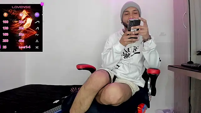 Aron Baylor online show from 11-16-25, 09:36