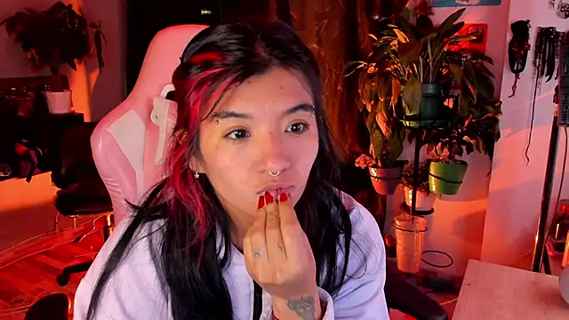 annie walker6 online show from 02-07-26, 03:36