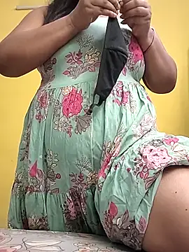 flamingoss online show from 12-21-25, 07:48