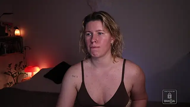 moonamii online show from 02-26-26, 03:56