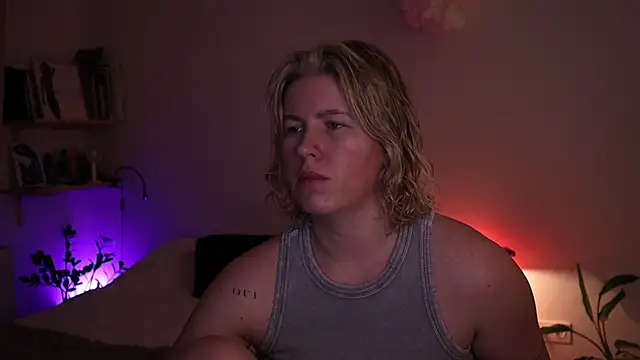 moonamii online show from 12-16-25, 06:23