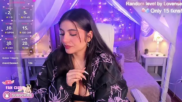 Snapshot of Ellie_Jhonson__ chatting on 02-23-25, 02:46 Ellie Jhonson   online show from 02-23-25, 02:46