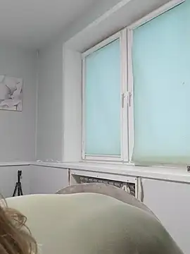 Linda Gregory online show from 02-12-25, 06:08