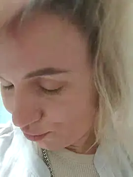 Linda Gregory online show from 02-25-25, 05:08