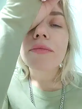 Linda Gregory online show from 02-09-25, 03:43