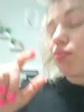 Linda Gregory online show from 03-09-25, 03:54