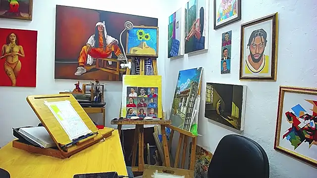 Snapshot of color_beat17 chatting on 05-24-26, 04:40 color beat17 online show from 05-24-26, 04:40