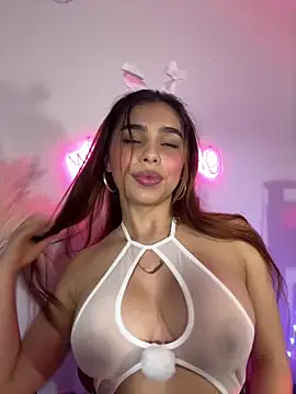 crisbell lopez online show from 10-25-25, 01:05