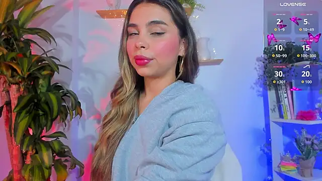 Snapshot of crisbell_lopez chatting on 03-28-26, 02:34 crisbell lopez online show from 03-28-26, 02:34