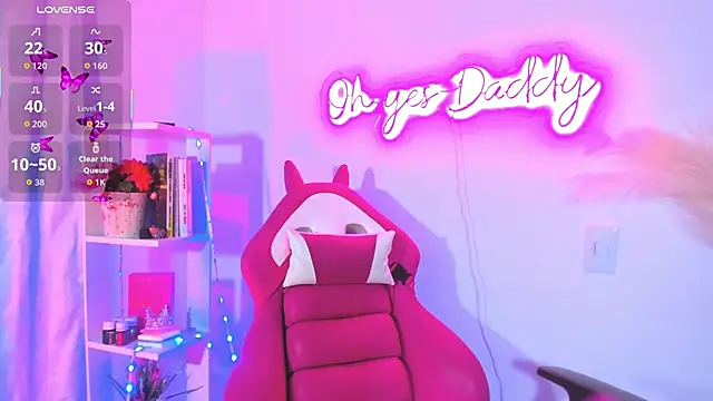 crisbell lopez online show from 10-30-25, 01:15