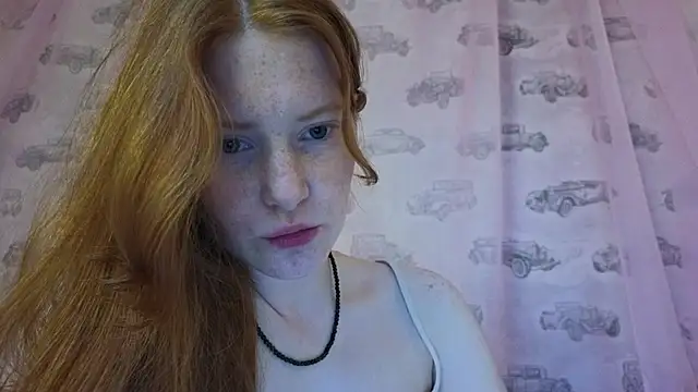 Snapshot of FiaMoor chatting on 07-05-26, 06:48 FiaMoor online show from 07-05-26, 06:48