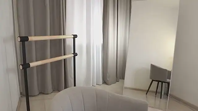 FiaMoor online show from 11-26-25, 09:42