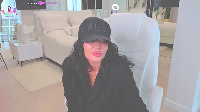 Snapshot of wowEva chatting on 09-26-25, 08:21 wowEva online show from 09-26-25, 08:21