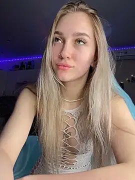 Good  Girl  online show from 04-10-26, 11:28