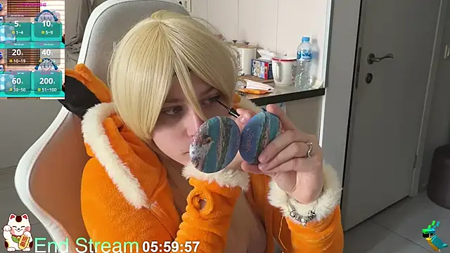 Snapshot of ShiroiFubuki chatting on 05-21-26, 08:01 ShiroiFubuki online show from 05-21-26, 08:01