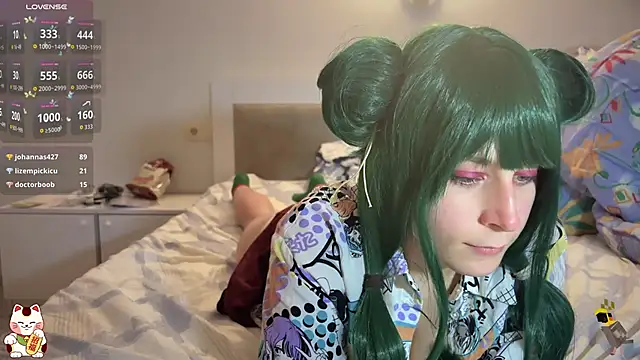 ShiroiFubuki online show from 10-19-25, 05:05