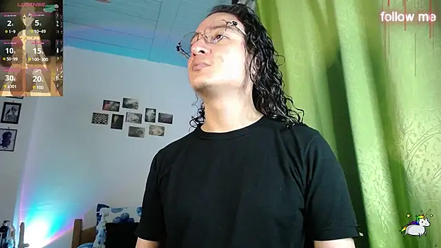 Snapshot of monkeywillwhite chatting on 11-16-25, 05:12 monkeywillwhite online show from 11-16-25, 05:12