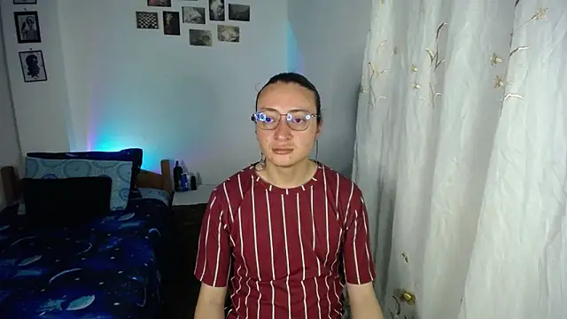 Snapshot of monkeywillwhite chatting on 02-12-26, 03:39 monkeywillwhite online show from 02-12-26, 03:39