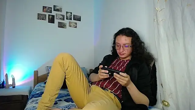 monkeywillwhite online show from 03-11-26, 02:27