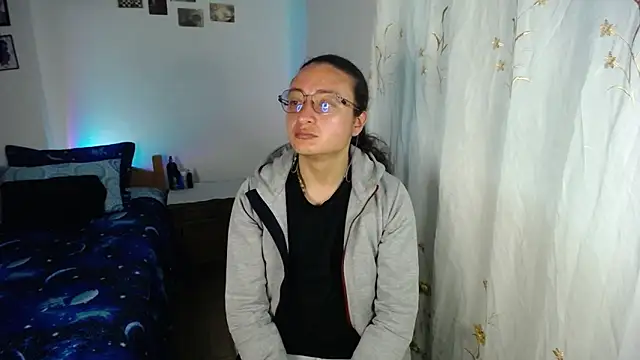 Snapshot of monkeywillwhite chatting on 02-13-26, 03:06 monkeywillwhite online show from 02-13-26, 03:06