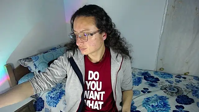 Snapshot of monkeywillwhite chatting on 03-02-26, 04:02 monkeywillwhite online show from 03-02-26, 04:02