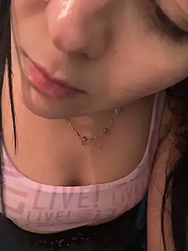 Snapshot of lupyta20 chatting on 10-16-25, 01:03 lupyta20 online show from 10-16-25, 01:03