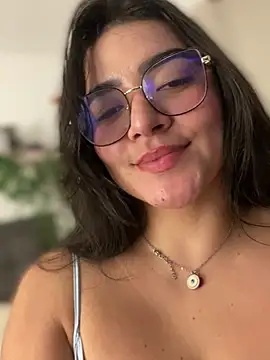 Lia flowers online show from 03-06-25, 11:09