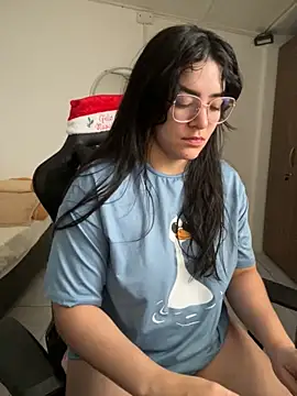 Lia flowers online show from 11-23-25, 08:30